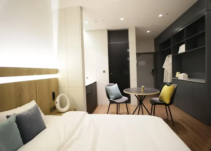 Hotel 루나스카이돔 구 스페이스앤무드