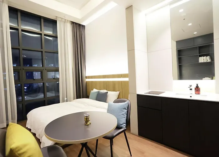 루나스카이돔 구 스페이스앤무드 Hotel *