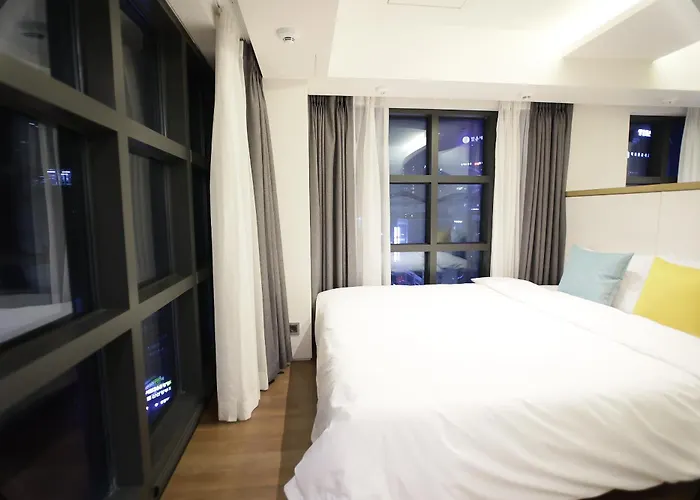Hotel 루나스카이돔 구 스페이스앤무드