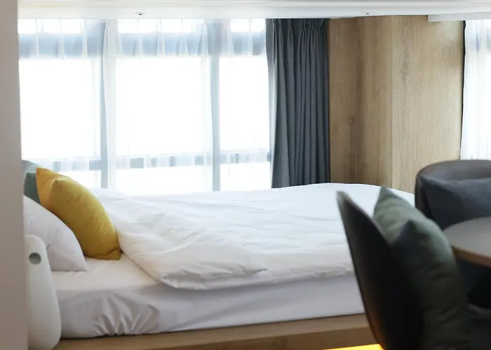 루나스카이돔 구 스페이스앤무드 Hotel *
